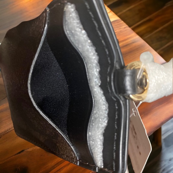 Coach Signature PVC Badge Lanyard ID Badge Holder NWT - Picture 3 of 6